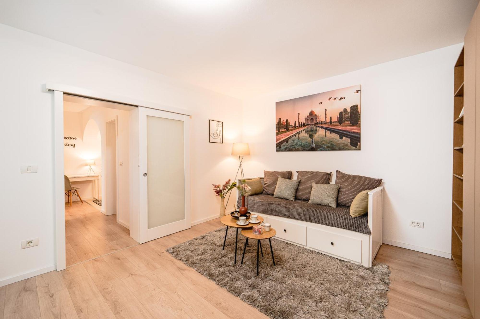 Central Athena Studio - Inima Pietei Unirii - By Openhouse Apartments Timişoara Buitenkant foto